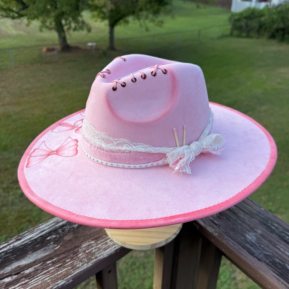 Hand Burned Bows on Pink Began Suede Rancher Hats - Picture 4 of 5